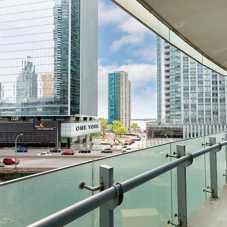 Downtown Toronto Condo Near Cn Tower, Mtcc, Rogers Center , Union Station Екстериор снимка