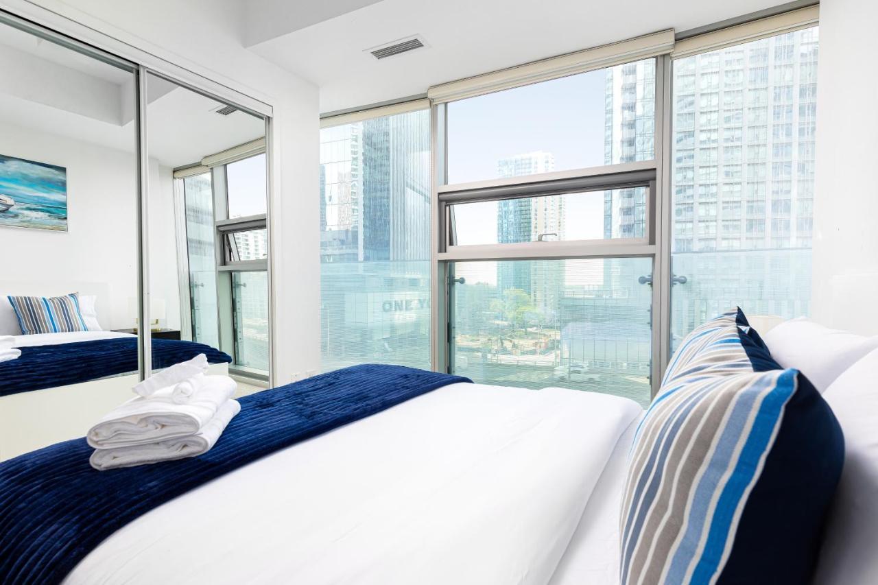 Downtown Toronto Condo Near Cn Tower, Mtcc, Rogers Center , Union Station Екстериор снимка
