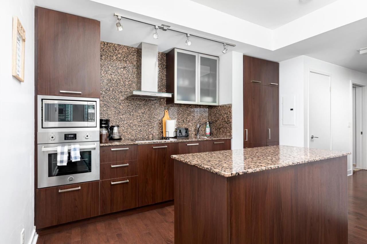 Downtown Toronto Condo Near Cn Tower, Mtcc, Rogers Center , Union Station Екстериор снимка